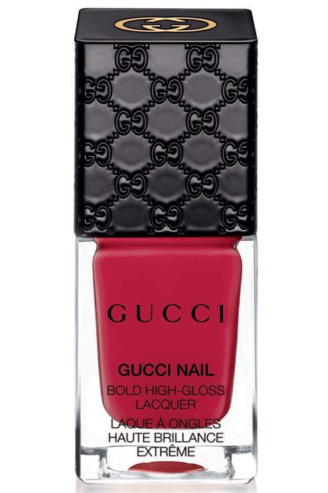 gucci nagelak|Gucci gold nail polish.